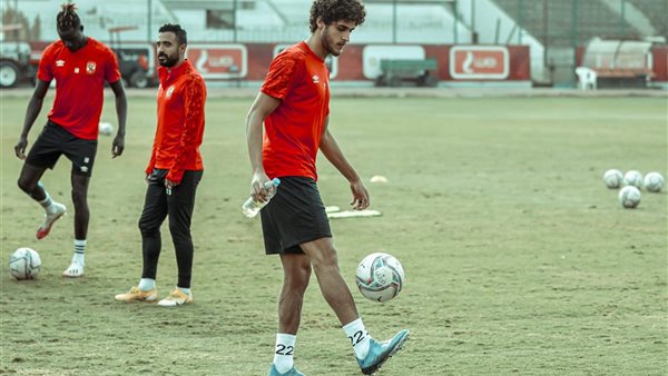 أحمد الشيخ لاعب فريق