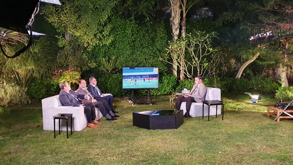 صورة من الاستديو