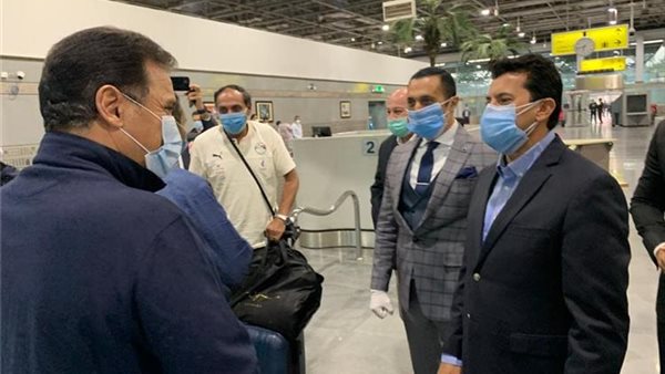 وزير الرياضة وبعثة