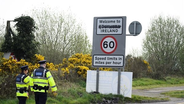 قوات أمنية في إيرلندا