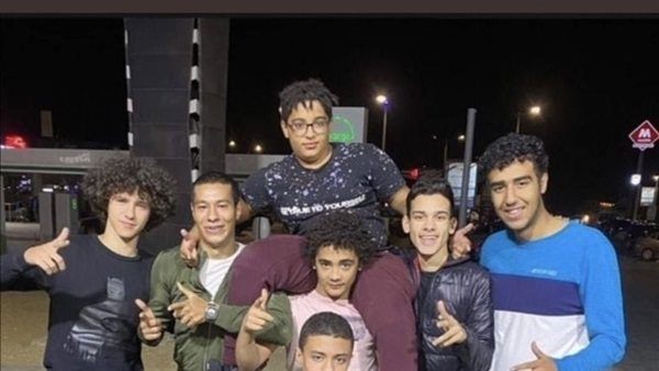 طفل المرور وبرفقة