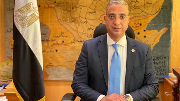 أحمد الأنصاري محافظ