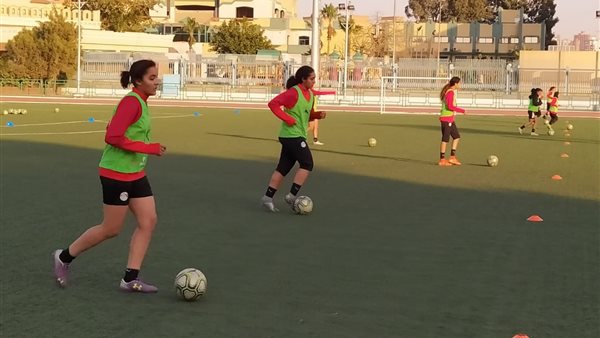 منتخب الكرة النسائية