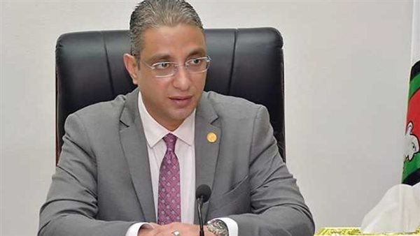 الدكتور أحمد الانصاري