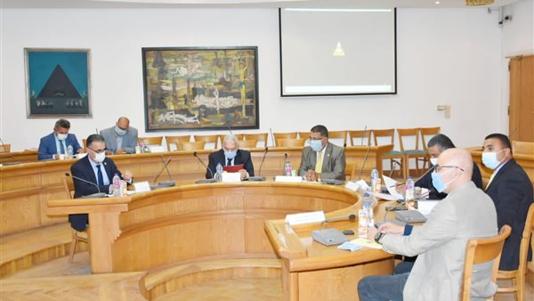 جانب من انعقاد اللجنة