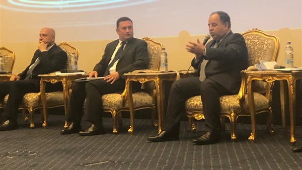 وزير المالية الدكتور