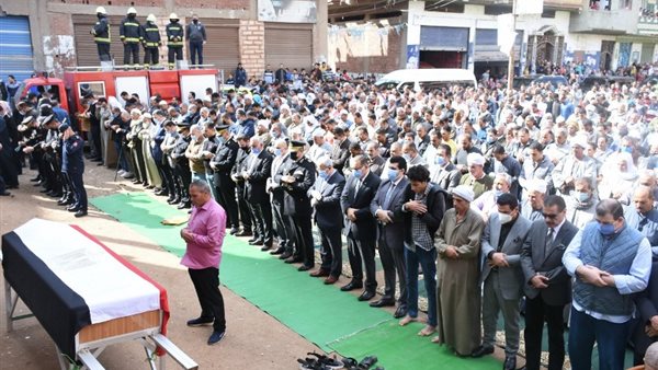 جنازة عسكرية وشعبية