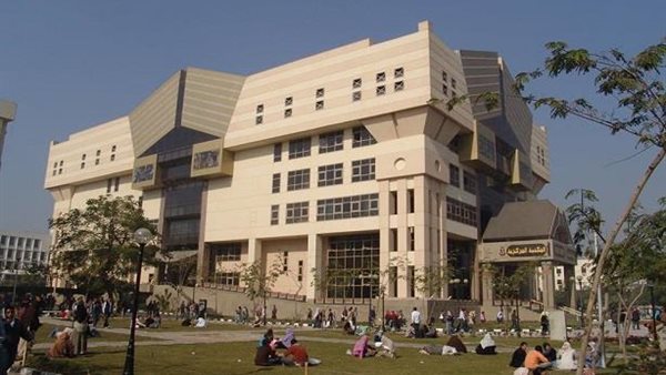 مكتبة جامعة القاهرة