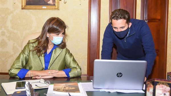 جانب من الحدث 