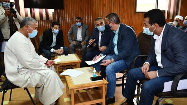 جانب من اللقاءات