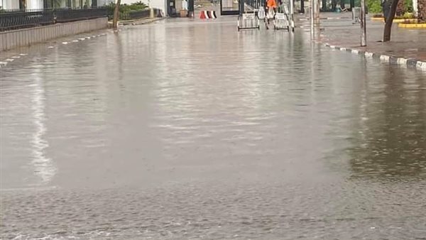 مياة الأمطار في محيط