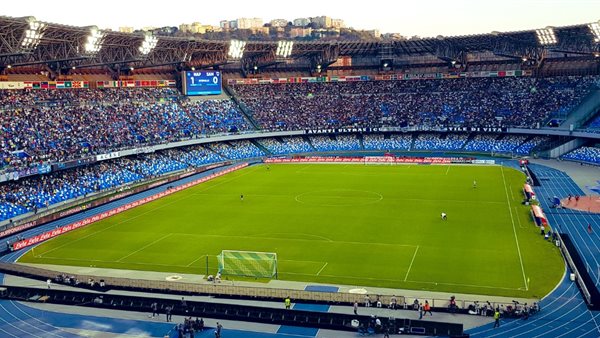 ملعب نابولي