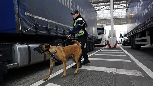 شاحنة اسبانية فى