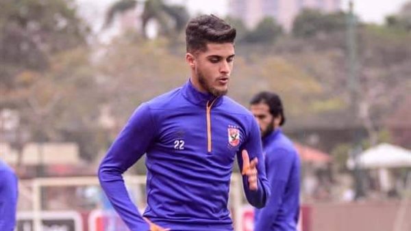 أحمد الشيخ لاعب النادي