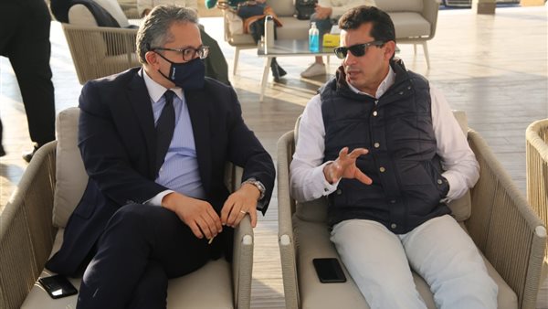 وزيرا الرياضة والسياحة