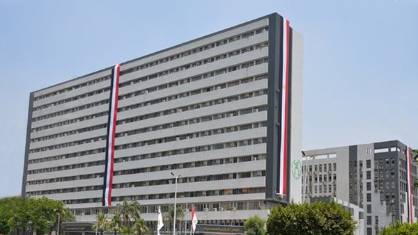 قرارات لتنظيم العمل