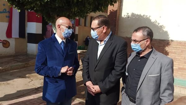 محافظ الشرقية ووكيل