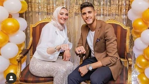 احمد الشيخ وزوجته