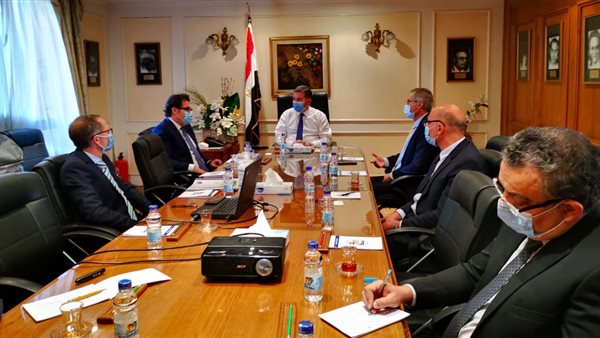 جانب من استقبال وزير