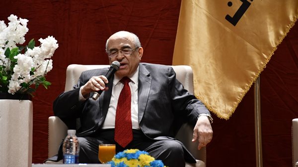  الدكتور مصطفى الفقي