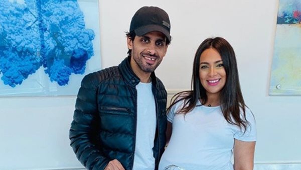 حمدي المرغني وزوجته