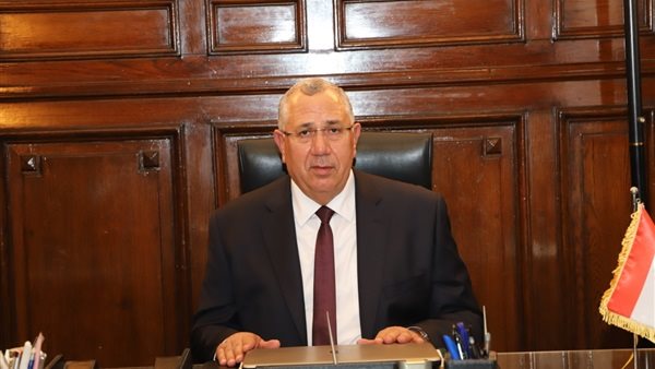 وزير الزارعة السيد