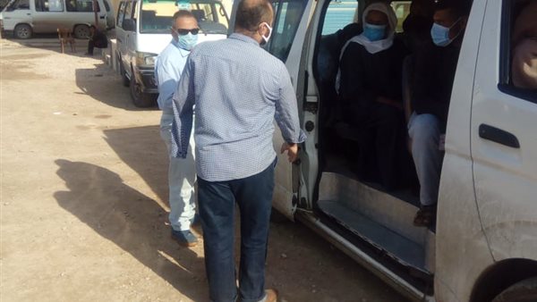 ارتداء الكمامات بالمواصلات