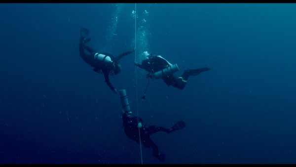 جانب من فيلم تحت