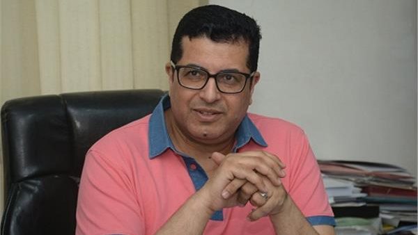 المؤلف أيمن سلامة