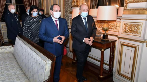 الرئيس السيسى ووزير
