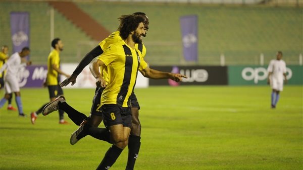 جانب من مباراة المقاولون