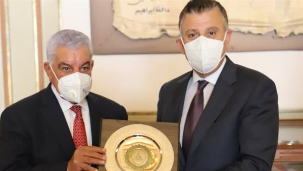 رئيس جامعة عين شمس