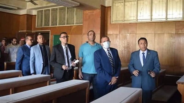 كلية التجارة 