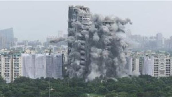 تفجير ناطحتى السحاب