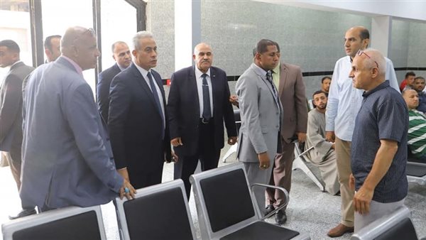 وزير القوى العاملة