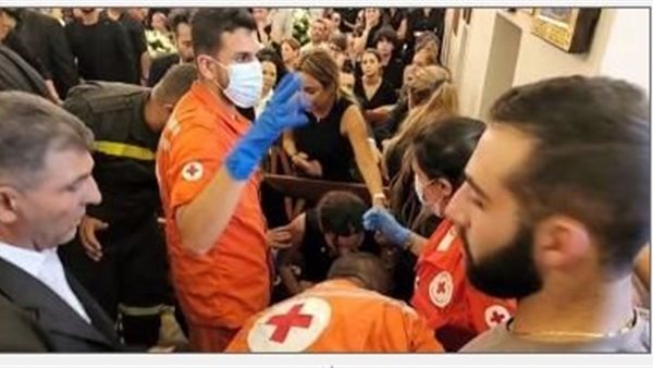 جانب من الحدث 