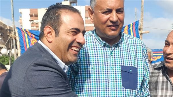 الحسيني ابو قمر: