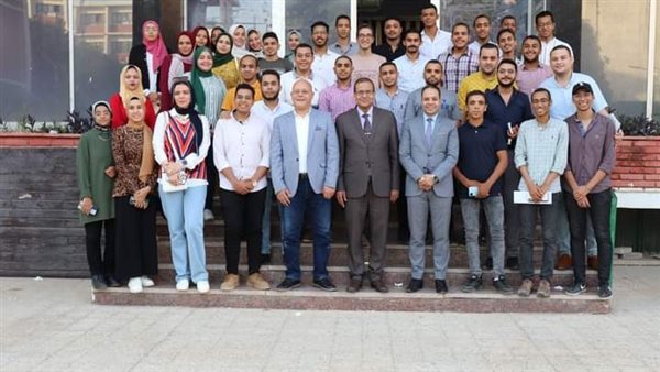 جانب من اللقاء التثقيفي