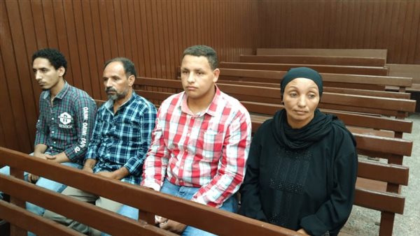  أسرة فتاة البراجيل