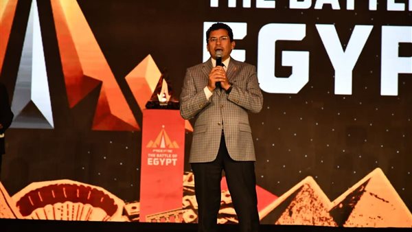 وزير الشباب والرياضة