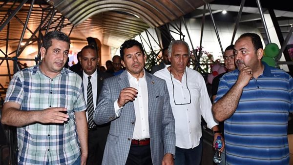 وزير الرياضة خلال