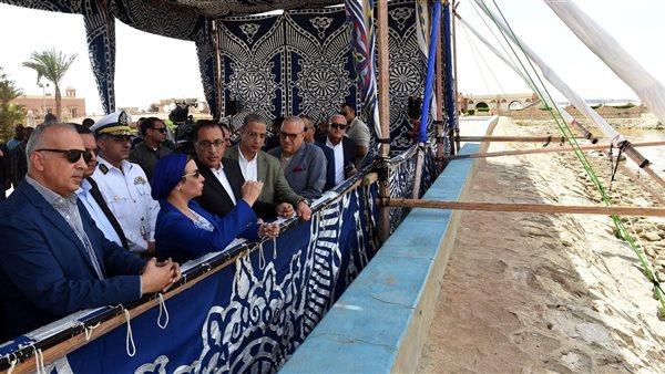 رئيس الوزراء خلال