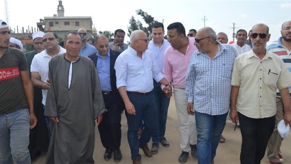 بالصور.. محافظ بورسعيد