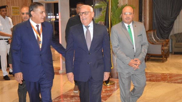 محافظ بورسعيد يشهد