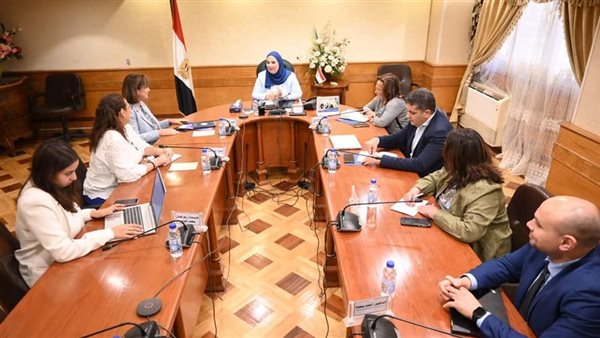 نيفين القباج وزيرة