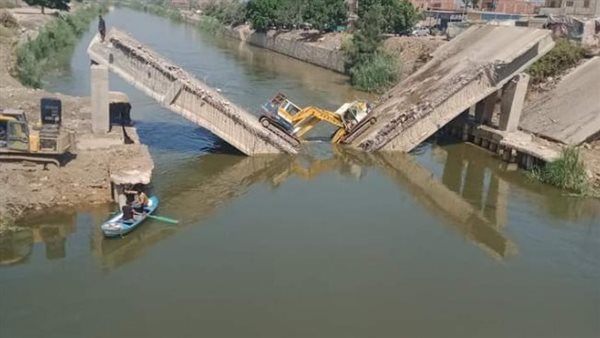 جانب من السقوط