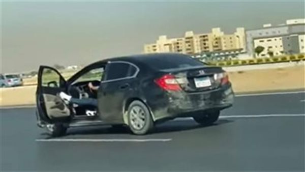 صورة من الحدث 