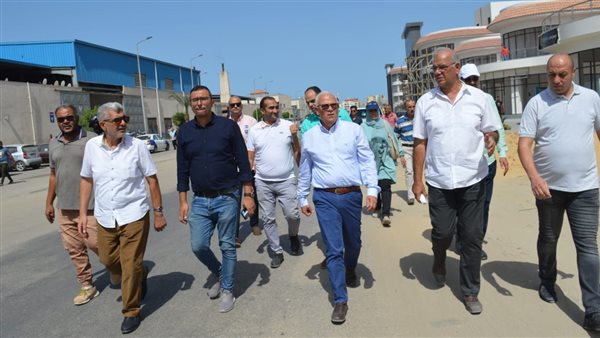 محافظ بورسعيد خلال