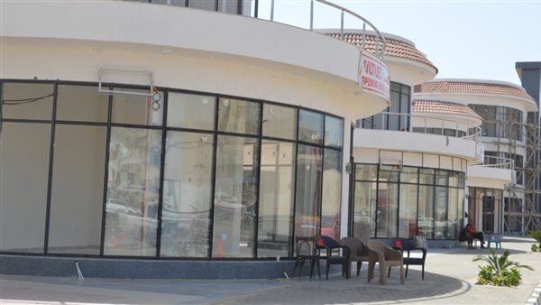 مول الملابس يقام