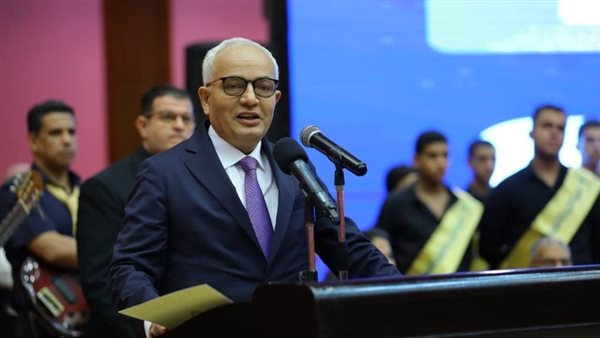 رضا حجازي وزير التعليم